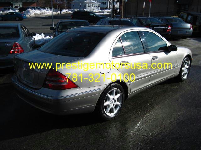 Mercedes-Benz C Class 2003 photo 3