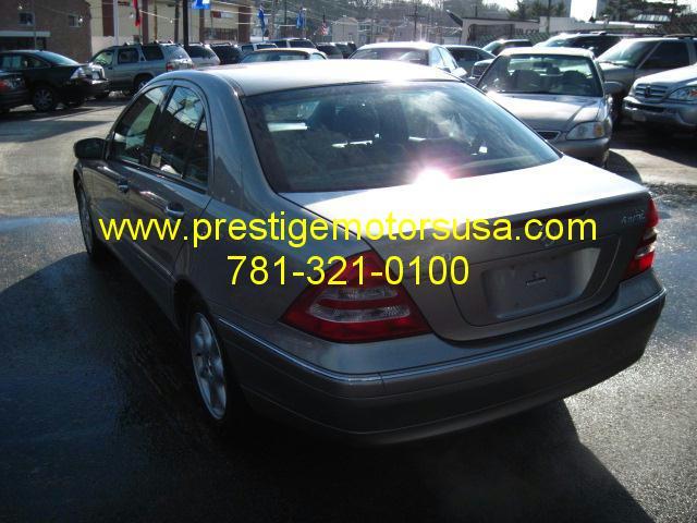 Mercedes-Benz C Class 2003 photo 4