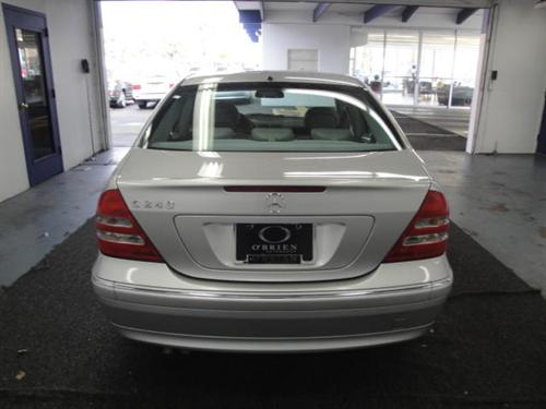 Mercedes-Benz C Class 2003 photo 4