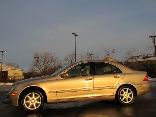 Mercedes-Benz C Class 2003 photo 1