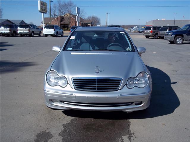 Mercedes-Benz C Class 4dr Sdn Manual Sedan