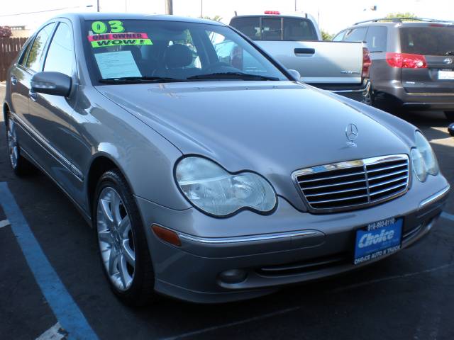 Mercedes-Benz C Class 4dr Sdn Manual Sedan