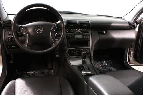 Mercedes-Benz C Class 2003 photo 5