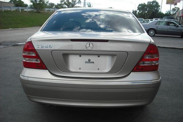 Mercedes-Benz C Class 2003 photo 4