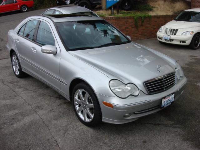 Mercedes-Benz C Class 2003 photo 3