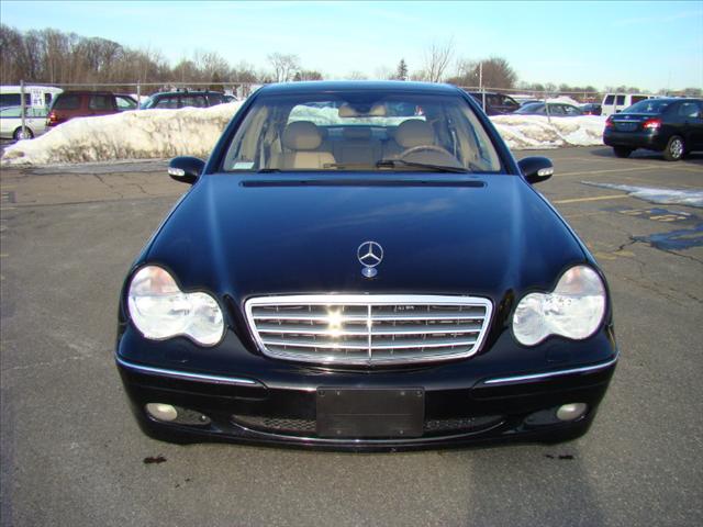 Mercedes-Benz C Class 2003 photo 3