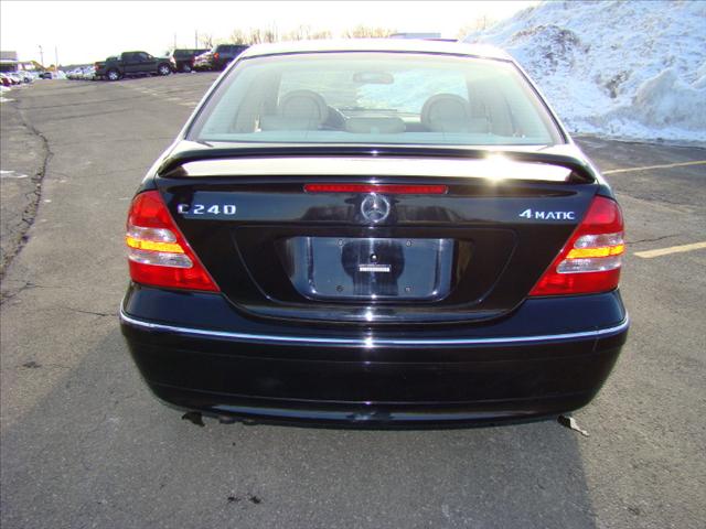 Mercedes-Benz C Class 2003 photo 4