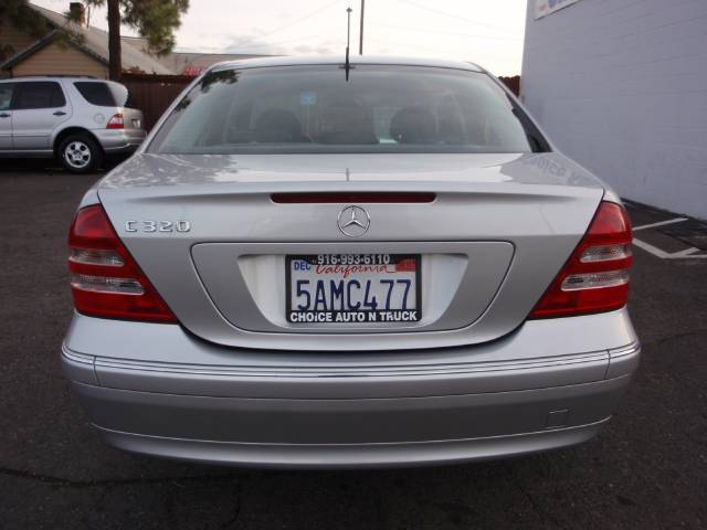 Mercedes-Benz C Class 2003 photo 4