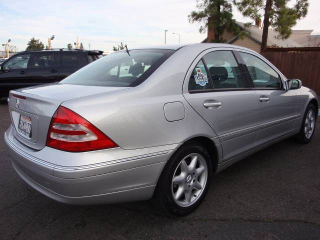 Mercedes-Benz C Class 2003 photo 5