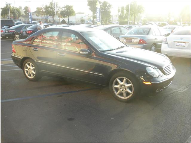 Mercedes-Benz C Class 2003 photo 3