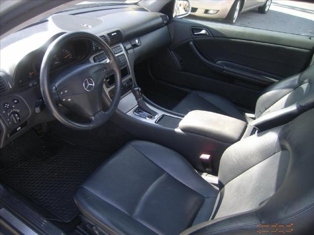 Mercedes-Benz C Class 2003 photo 4