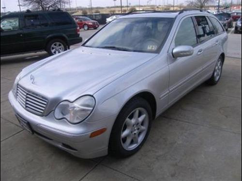 Mercedes-Benz C Class 2003 photo 2