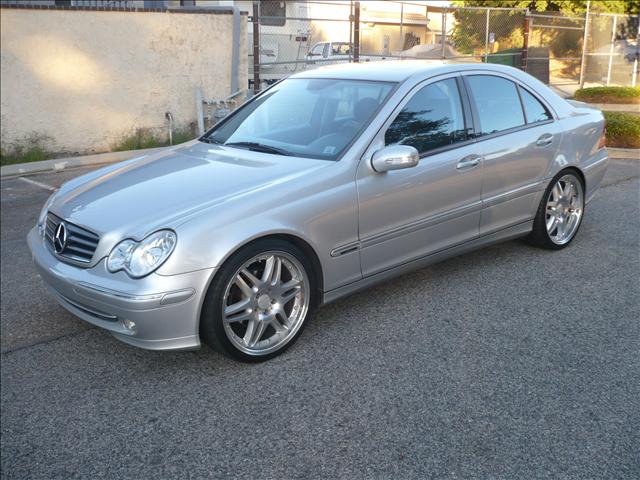 Mercedes-Benz C Class 4dr Sdn Manual Sedan