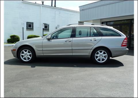 Mercedes-Benz C Class 2003 photo 1