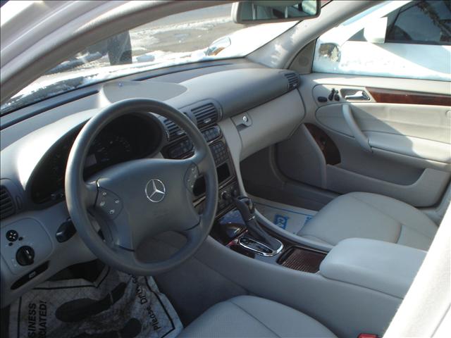 Mercedes-Benz C Class 2003 photo 4