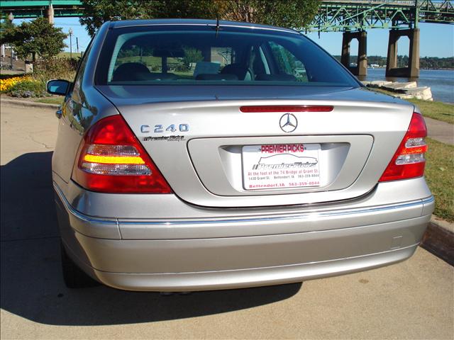 Mercedes-Benz C Class 2003 photo 1