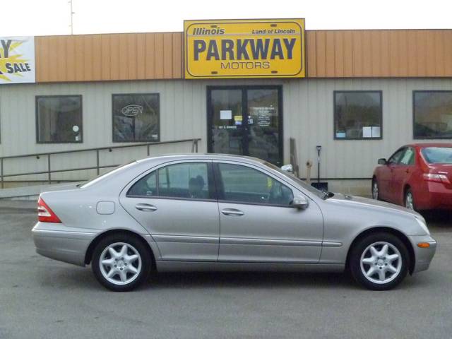 Mercedes-Benz C Class 3.2 TL - Extra Sharp Sedan