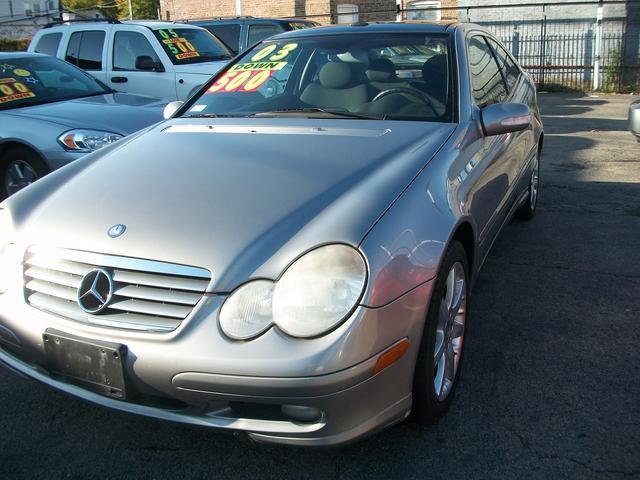 Mercedes-Benz C Class 2003 photo 3