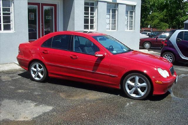 Mercedes-Benz C Class 2004 photo 2