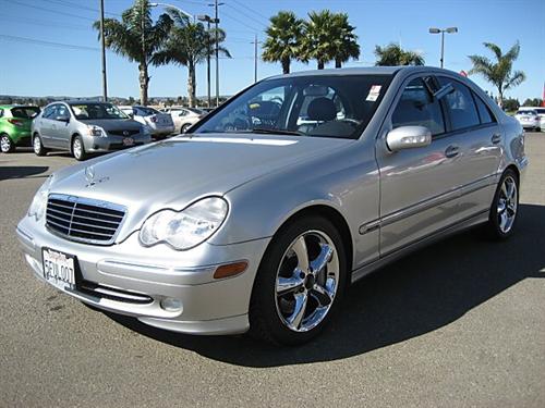 Mercedes-Benz C Class 2004 photo 4