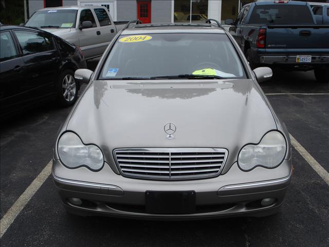 Mercedes-Benz C Class 2004 photo 1