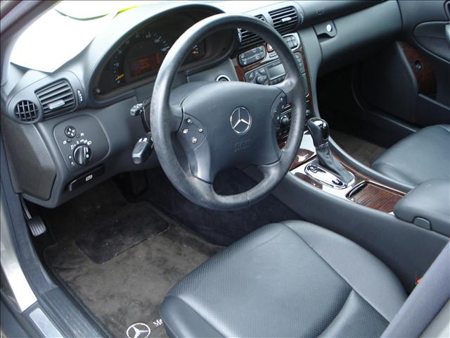 Mercedes-Benz C Class 2004 photo 5