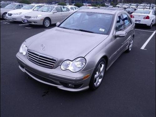 Mercedes-Benz C Class 2005 photo 1