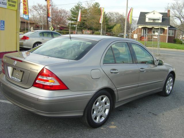 Mercedes-Benz C Class 2005 photo 5