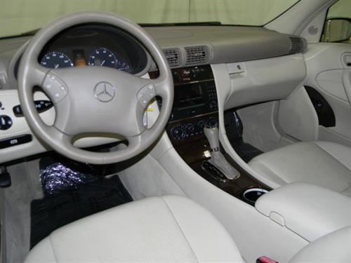 Mercedes-Benz C Class 2005 photo 5