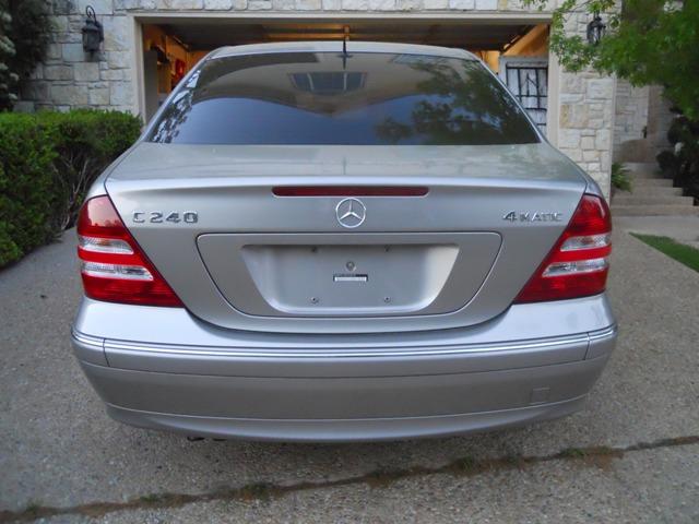 Mercedes-Benz C Class 2005 photo 3