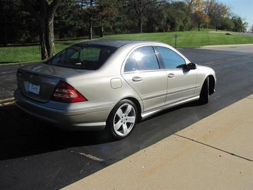 Mercedes-Benz C Class 2005 photo 4