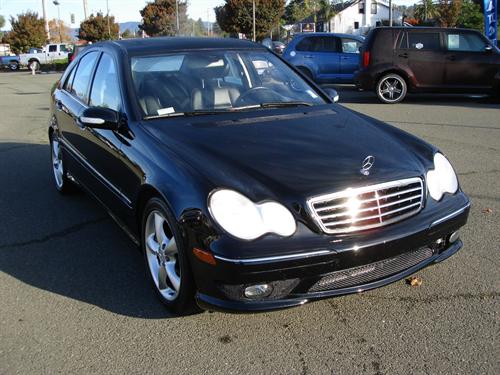 Mercedes-Benz C Class 2006 photo 4