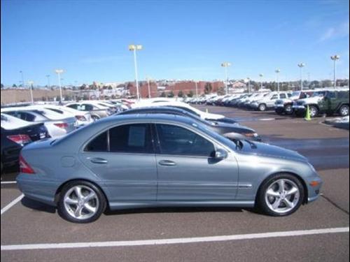 Mercedes-Benz C Class 2006 photo 2