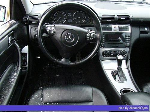 Mercedes-Benz C Class 2006 photo 1