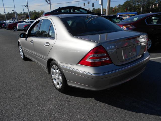 Mercedes-Benz C Class 2006 photo 1