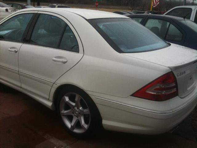 Mercedes-Benz C Class 2007 photo 4