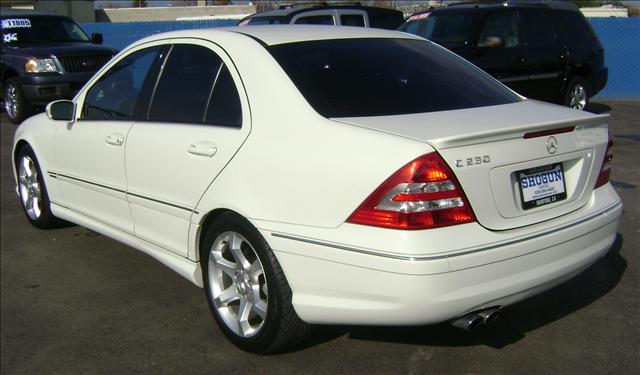 Mercedes-Benz C Class 2007 photo 3