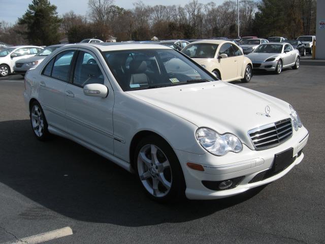 Mercedes-Benz C Class 2007 photo 2