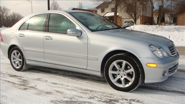 Mercedes-Benz C Class 2007 photo 2