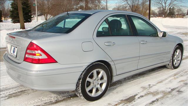 Mercedes-Benz C Class 2007 photo 4