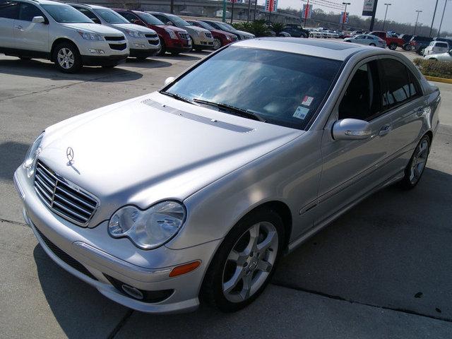 Mercedes-Benz C Class 2007 photo 2