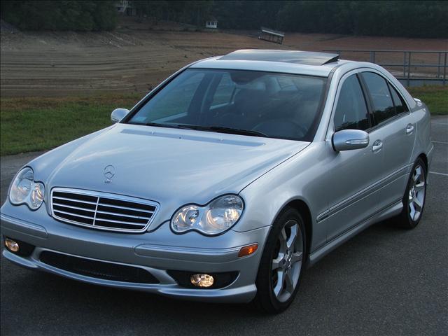 Mercedes-Benz C Class Denali Quadrasteerchrome Wheels Sedan