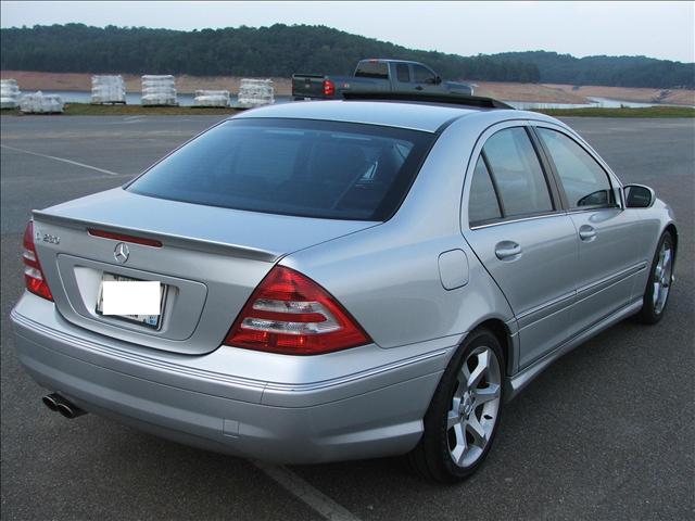 Mercedes-Benz C Class 2007 photo 3