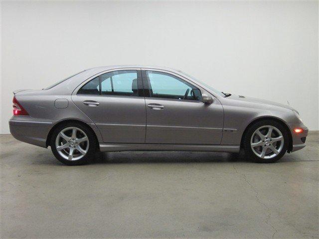 Mercedes-Benz C Class 2007 photo 2