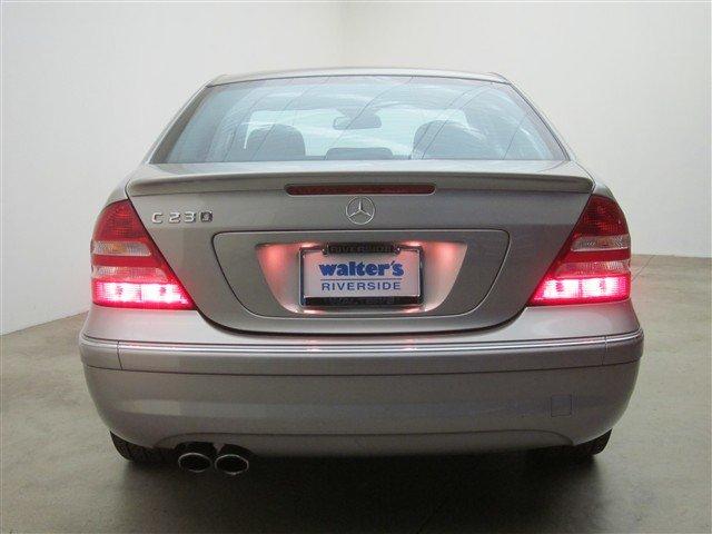 Mercedes-Benz C Class 2007 photo 3