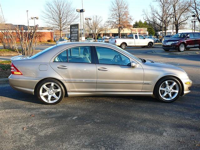 Mercedes-Benz C Class 2007 photo 3