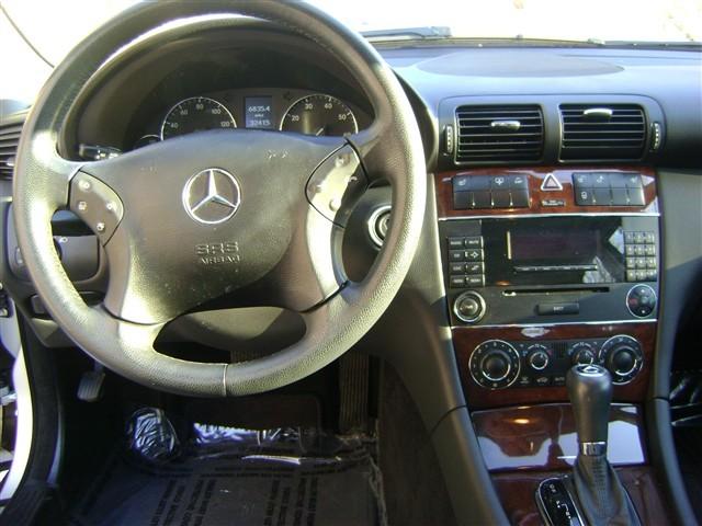 Mercedes-Benz C Class 2007 photo 5