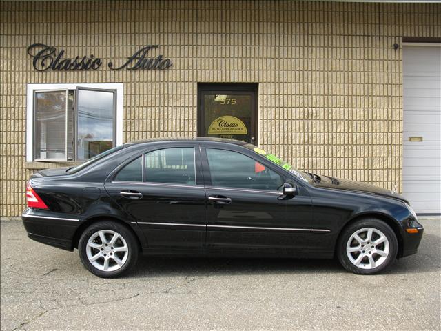 Mercedes-Benz C Class V8 - AWD Sedan