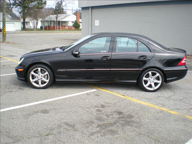 Mercedes-Benz C Class 2007 photo 1