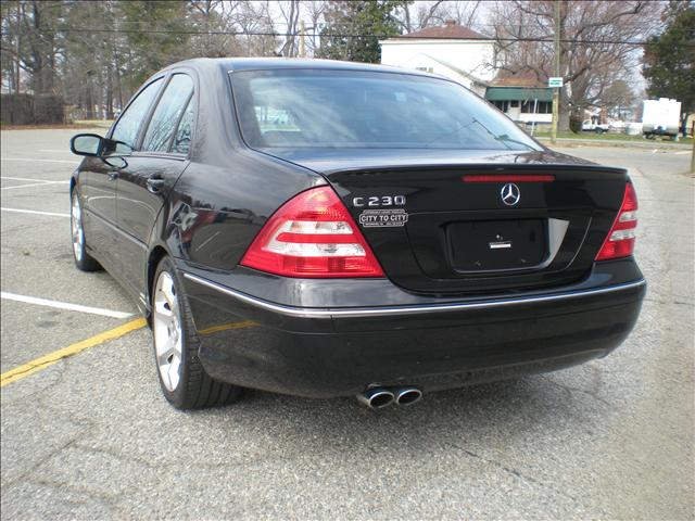 Mercedes-Benz C Class 2007 photo 2